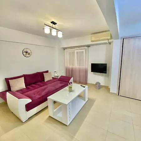 La Petite Maison Nicole *