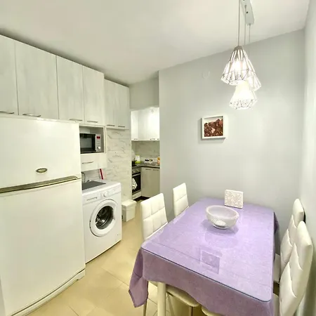 Apartment La Petite Maison Nicole *